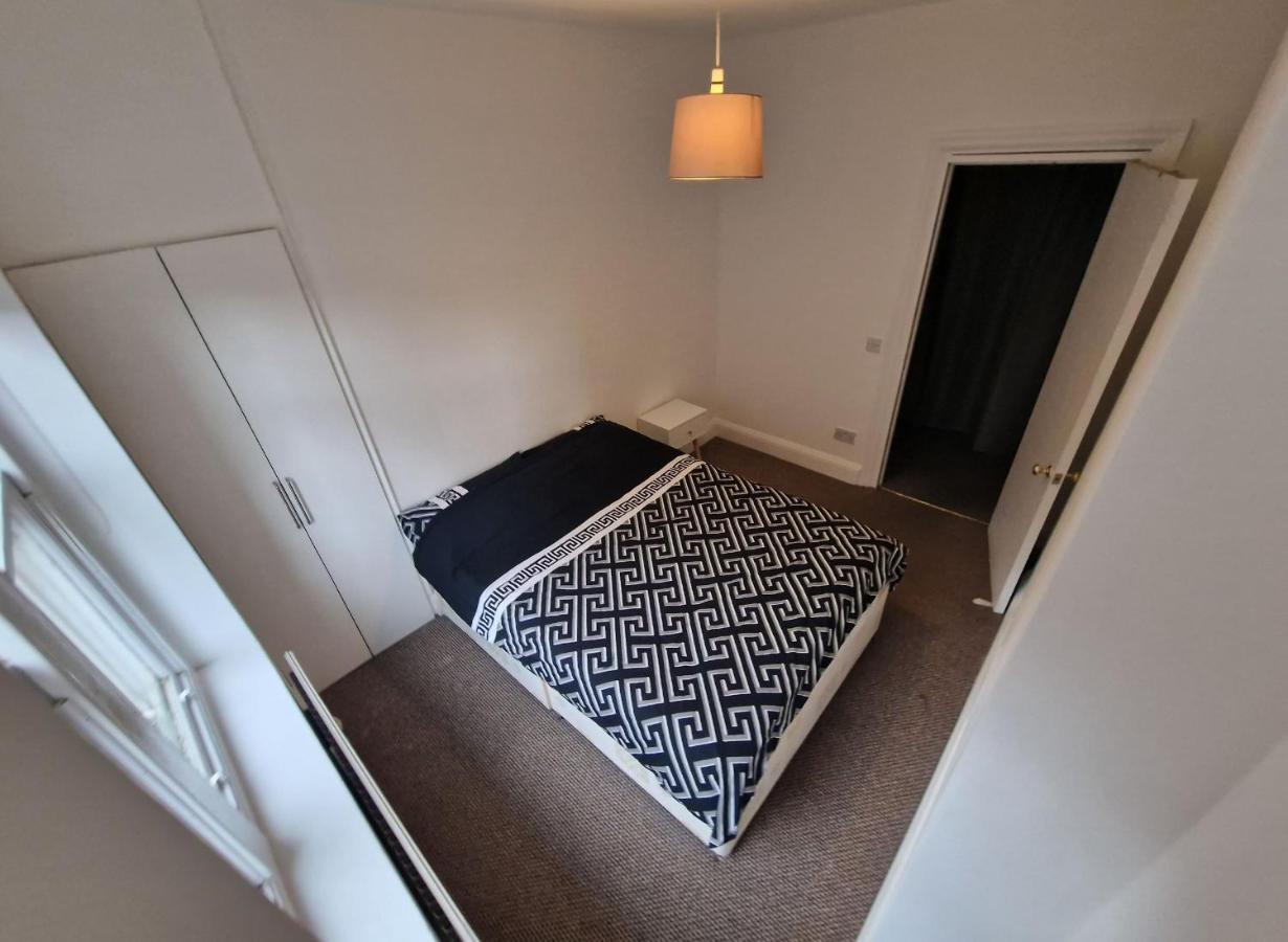 Private Double Bedroom In King'S Cross St Pancras London Exteriör bild